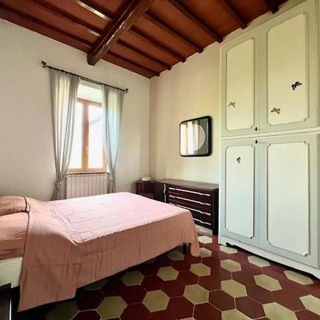 Siena Apartment 2 Parcheggio Privato E Giardino מראה חיצוני תמונה