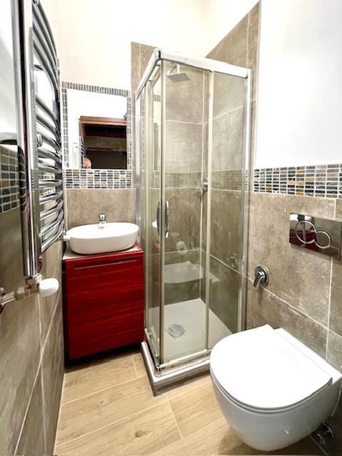 Siena Apartment 2 Parcheggio Privato E Giardino מראה חיצוני תמונה