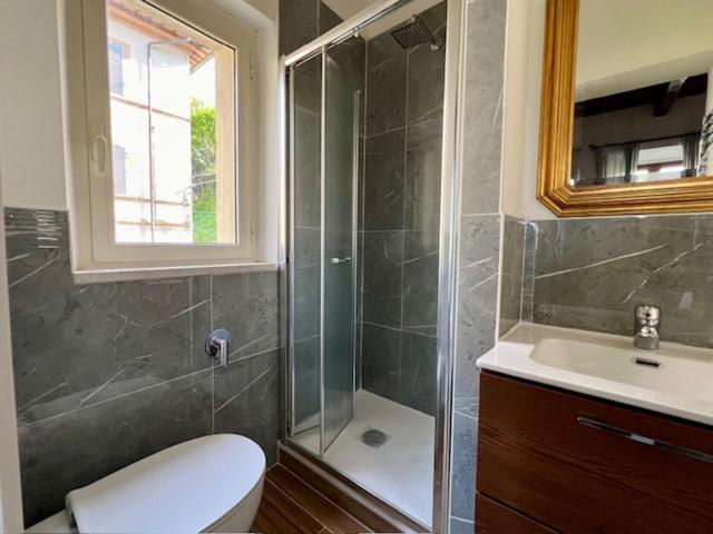 Siena Apartment 2 Parcheggio Privato E Giardino מראה חיצוני תמונה